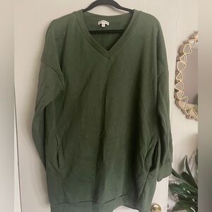 Long V neck sweatshirt. Size L/XL from Zenana outfitters